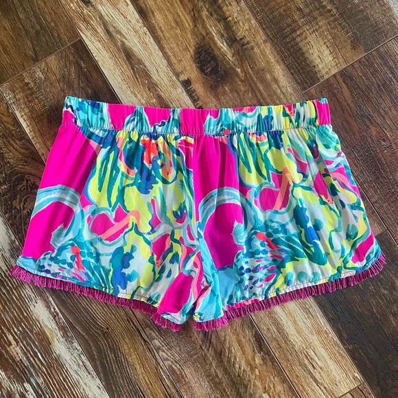 Lilly Pullitzer Magenta Hottie Shorts - Picture 2 of 5
